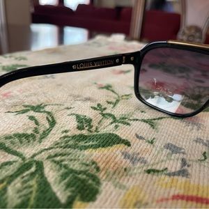 Black And Gold Louis Vuitton Sunglasses Unisex